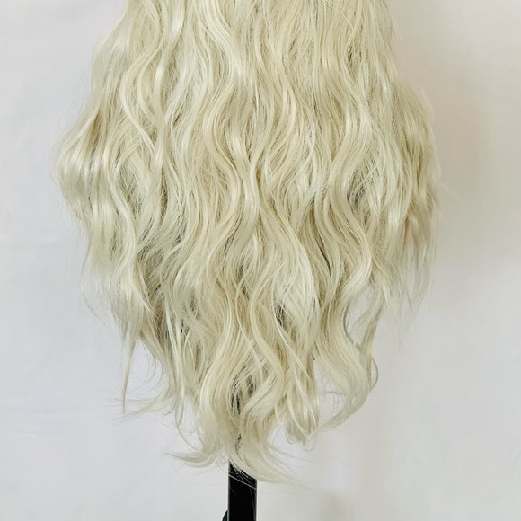 Very Pretty 24” Platinum Blonde 13x2.5 Lace Front Premium Fiber Wig - Picture 16 of 16